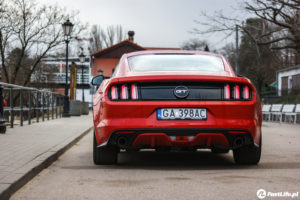 Mustang V8